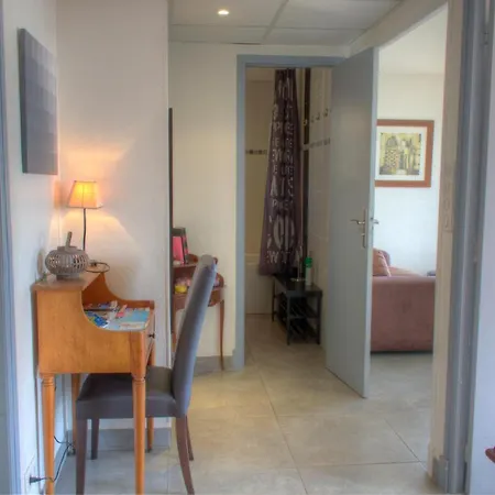 Apartment Bel Proche Et Centre
